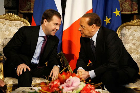 Перед началом консультаций Президент России и Председатель Совета министров Италии провели двустороннюю встречу