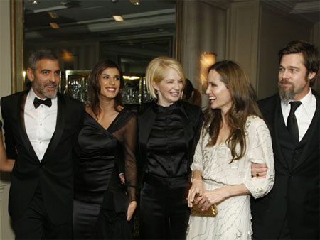 Что ели на Новый Год Brad Pitt-Angelina Jolie и George Clooney-Elisabetta Canalis
