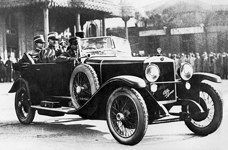 Один из самых красивых автомобилей своего времени — Alfa Romeo RL — произвёл фурор своим появлением в 1920 году.